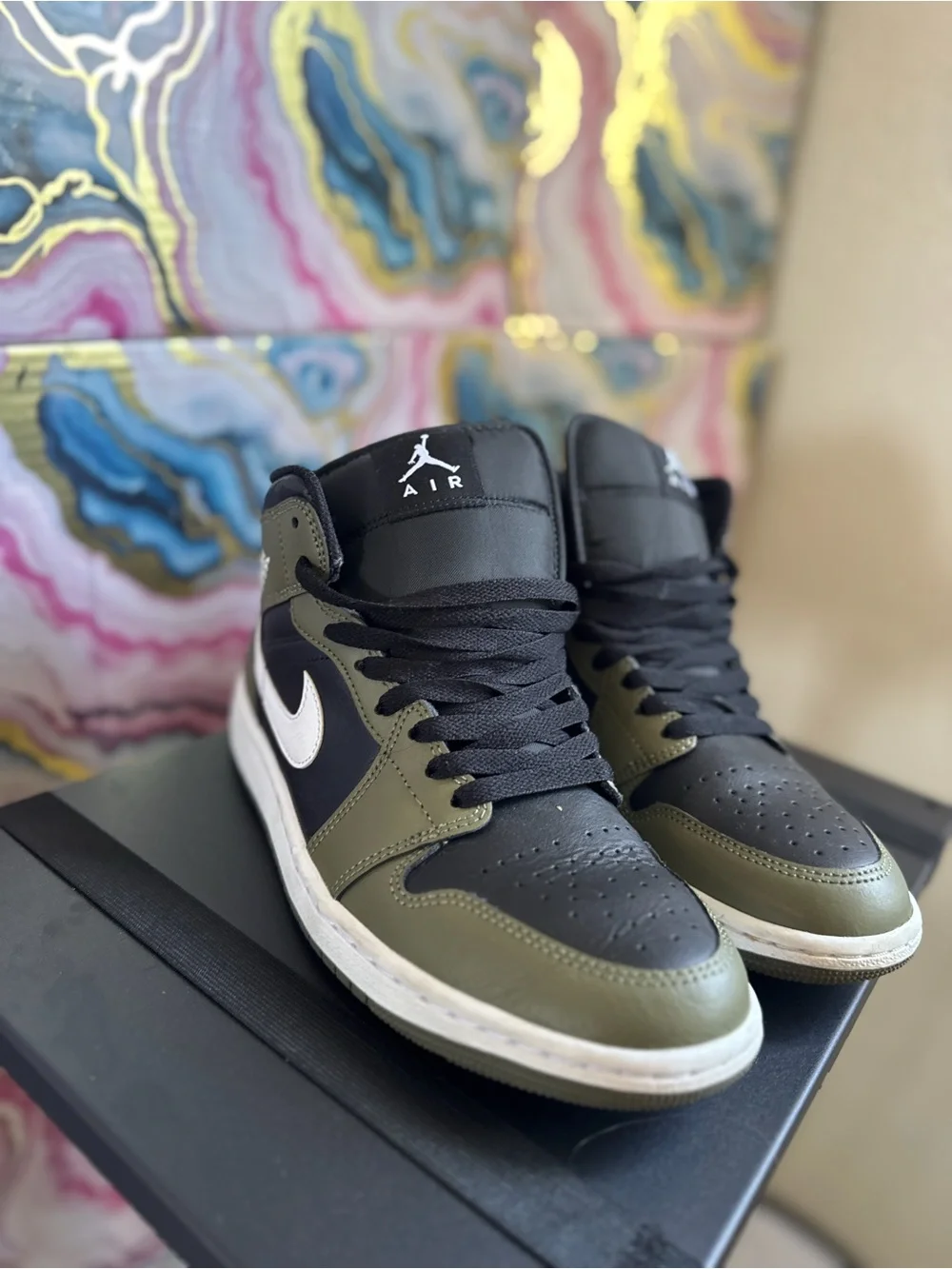Jordan mid top